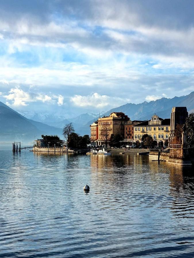 Little Suite Near Lake Verbania Bagian luar foto